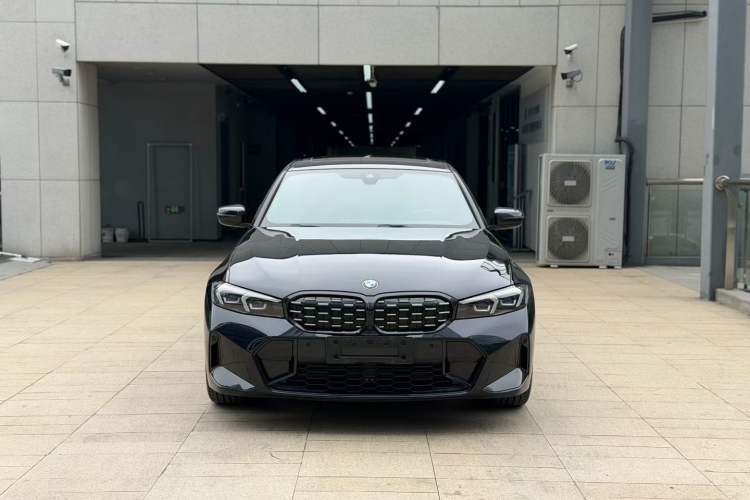 Used BMW 3 Series 2024 325i M Sport Night Edition Package Exterior 4