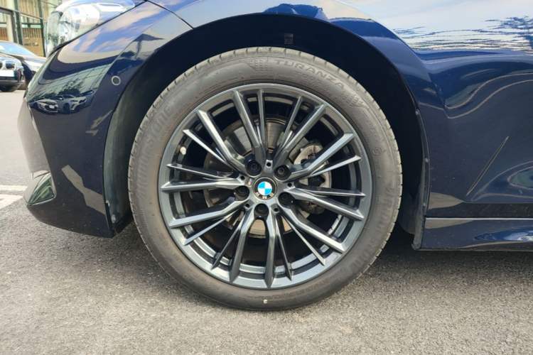 Used BMW 3 Series 2024 325Li M Sport Night Edition Package Exterior 4
