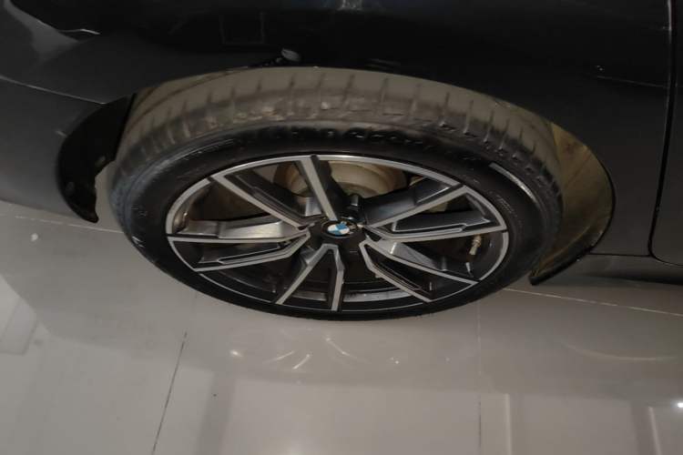 Used BMW 3 Series 2024 320Li M Sport Package Exterior 5