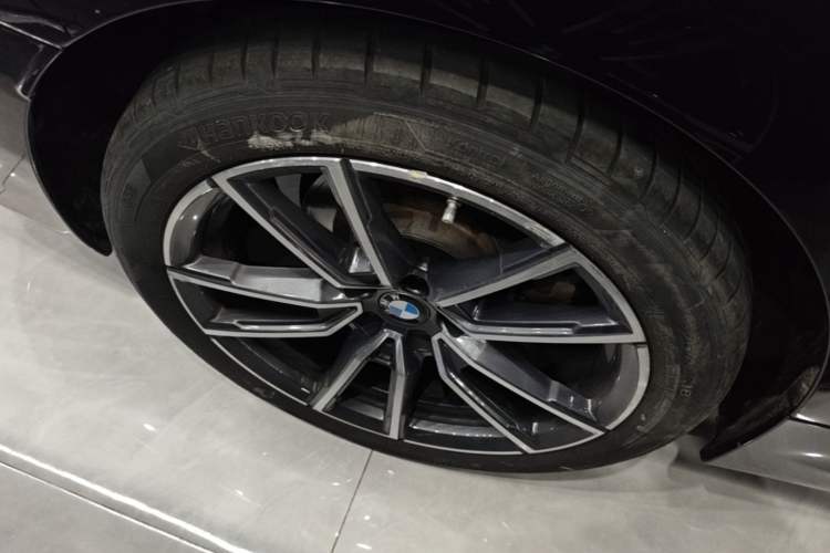 Used BMW 3 Series 2024 325Li M Sport Package Exterior 5