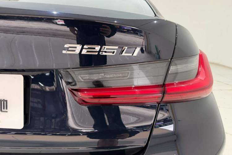 Used BMW 3 Series 2024 325Li M Sport Package Exterior 5