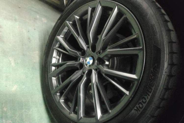 Used BMW 3 Series 2024 325Li M Sport Night Edition Package Exterior 5