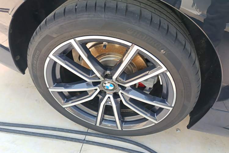 Used BMW 3 Series 2024 325Li M Sport Package Exterior 5