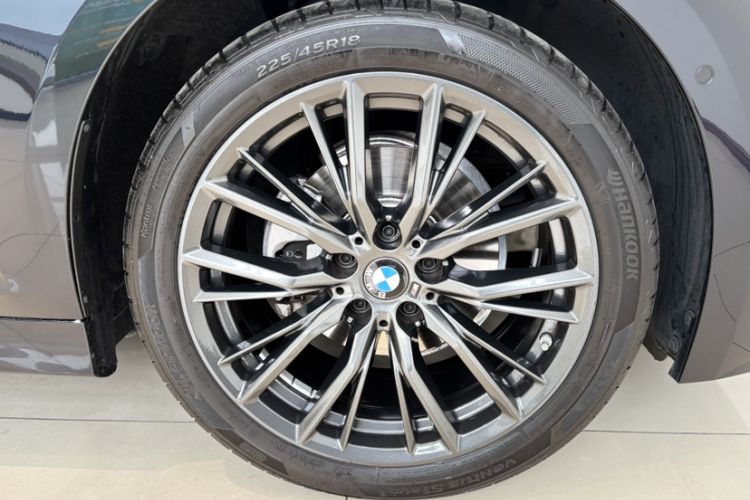 Used BMW 3 Series 2024 325i M Sport Night Edition Package Exterior 7