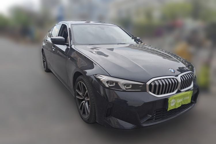 Used BMW 3 Series 2024 320Li M Sport Package Front Right 45 Deg