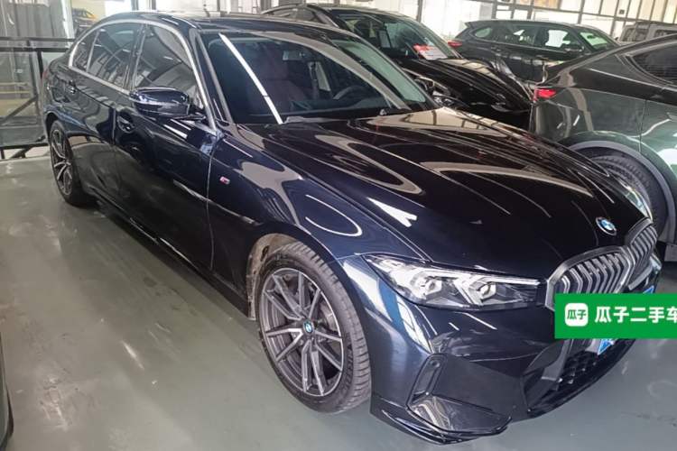 Used BMW 3 Series 2024 320Li M Sport Package Front Right 45 Deg