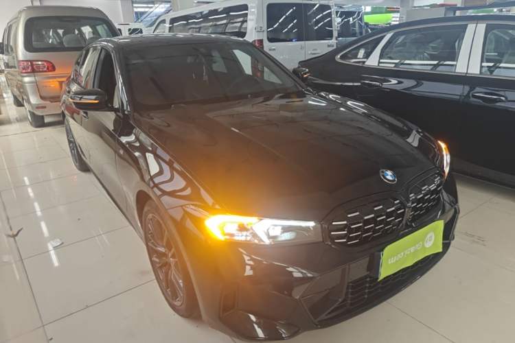 Used BMW 3 Series 2024 330i M Sport Night Edition Package Front Right 45 Deg