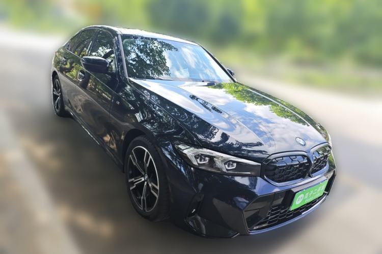Used BMW 3 Series 2024 325i M Sport Package Front Right 45 Deg