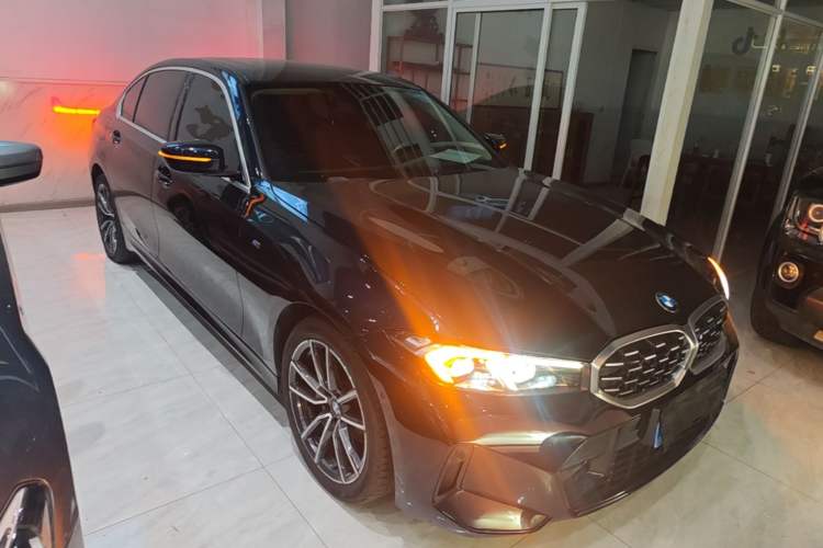 Used BMW 3 Series 2024 325Li M Sport Package Front Right 45 Deg