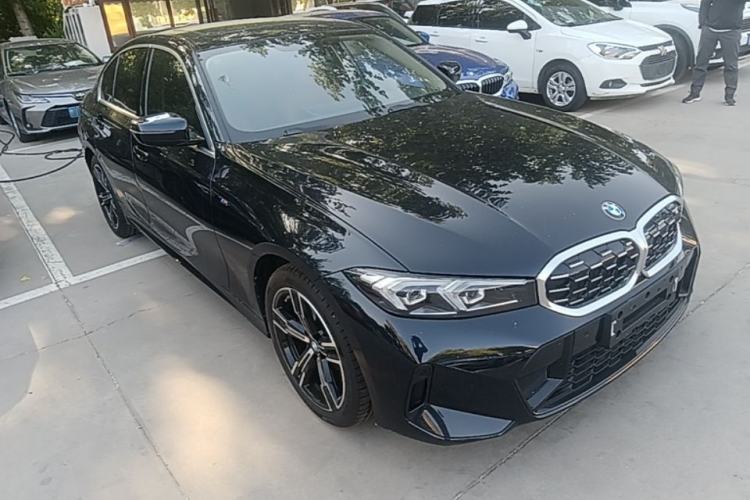 Used BMW 3 Series 2024 325i M Sport Package Front Right 45 Deg