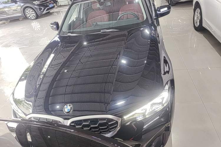 Used BMW 3 Series 2024 325i M Sport Package Front