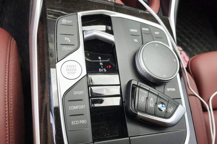 Used BMW 3 Series 2024 325Li M Sport Package Gear Lever