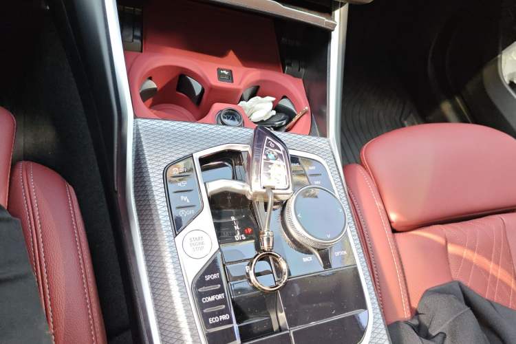 Used BMW 3 Series 2024 325Li M Sport Night Edition Package Gear Lever