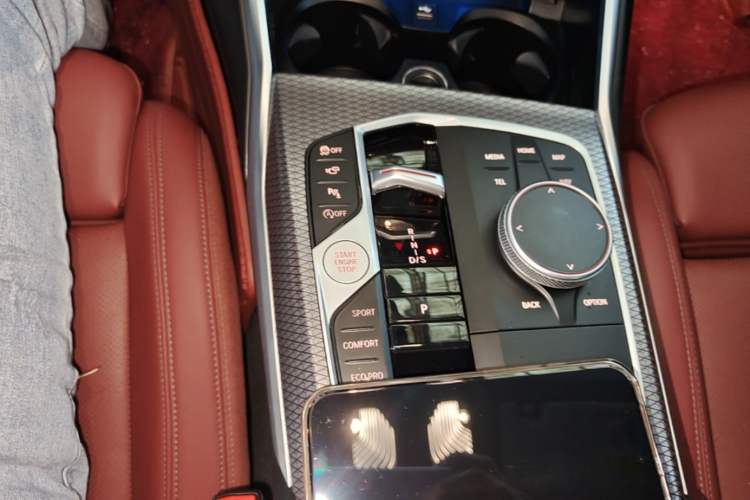Used BMW 3 Series 2024 325Li M Sport Night Edition Package Gear Lever