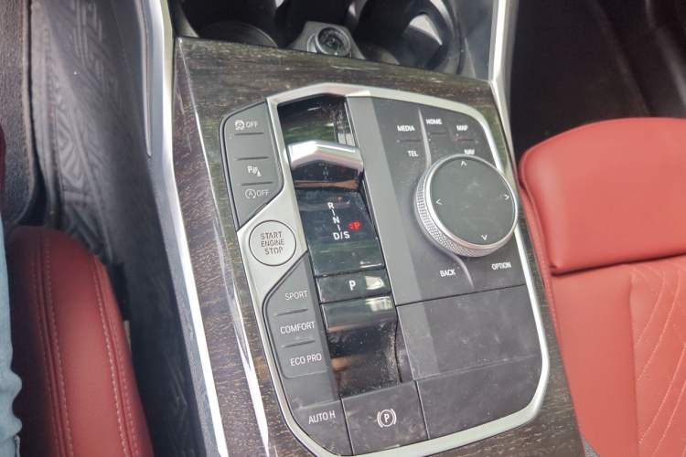 Used BMW 3 Series 2024 325Li M Sport Package Gear Lever