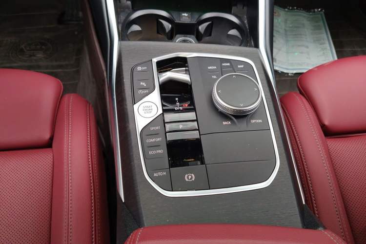 Used BMW 3 Series 2024 325i M Sport Package Gear Lever