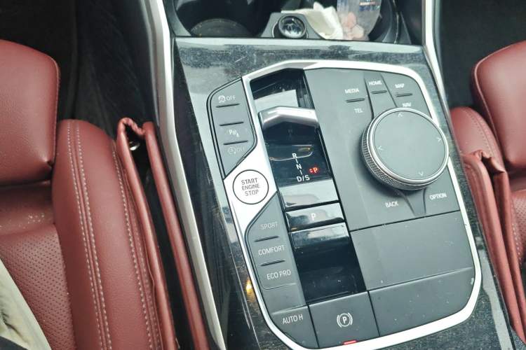 Used BMW 3 Series 2024 325Li M Sport Package Gear Lever
