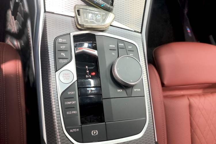 Used BMW 3 Series 2024 325Li M Sport Night Edition Package Gear Lever