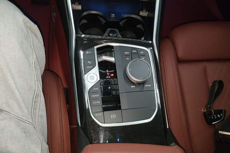 Used BMW 3 Series 2024 325Li M Sport Package Gear Lever