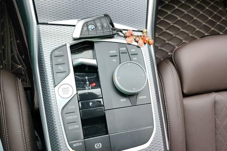 Used BMW 3 Series 2024 325Li M Sport Night Edition Package Gear Lever