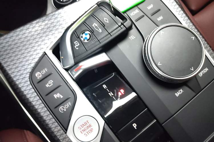 Used BMW 3 Series 2024 325Li M Sport Night Edition Package Gear Lever