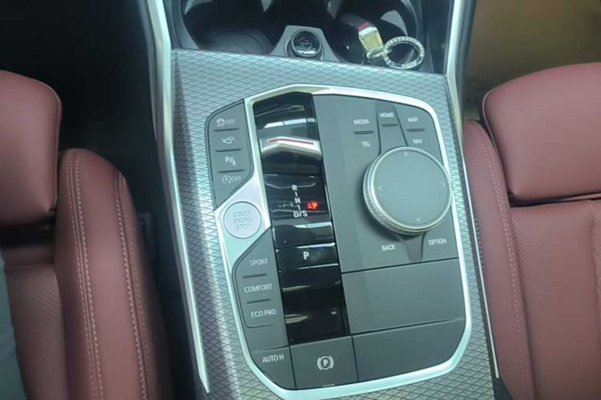 Used BMW 3 Series 2024 325Li M Sport Night Edition Package Gear Lever