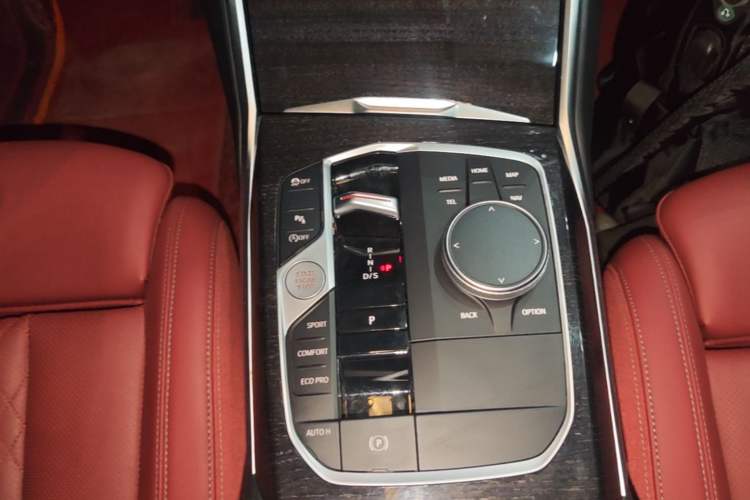 Used BMW 3 Series 2024 325Li M Sport Package Gear Lever