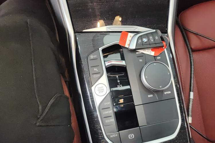 Used BMW 3 Series 2024 325Li M Sport Package Gear Lever