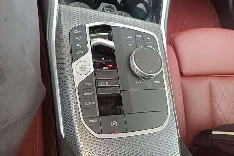 Used BMW 3 Series 2024 325Li M Sport Night Edition Package Gear Lever
