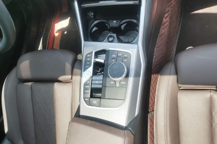Used BMW 3 Series 2024 325Li M Sport Night Edition Package Gear Lever