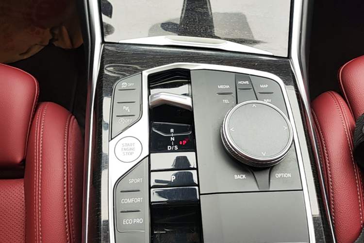 Used BMW 3 Series 2024 325Li M Sport Package Gear Lever