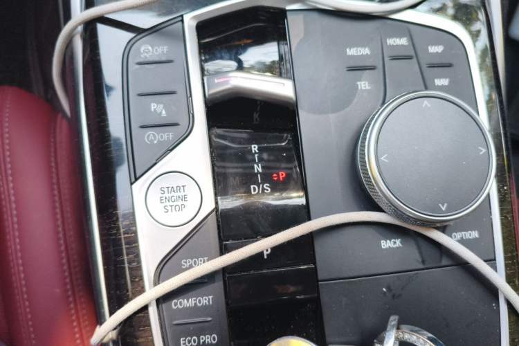 Used BMW 3 Series 2024 325Li M Sport Package Gear Lever