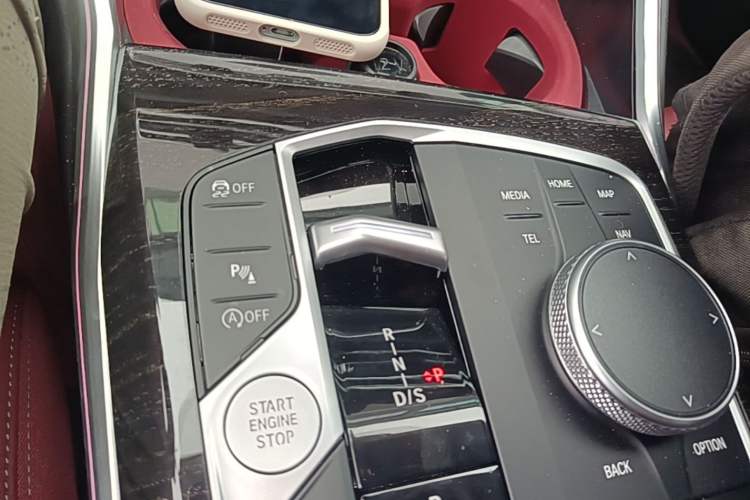 Used BMW 3 Series 2024 325Li M Sport Package Gear Lever