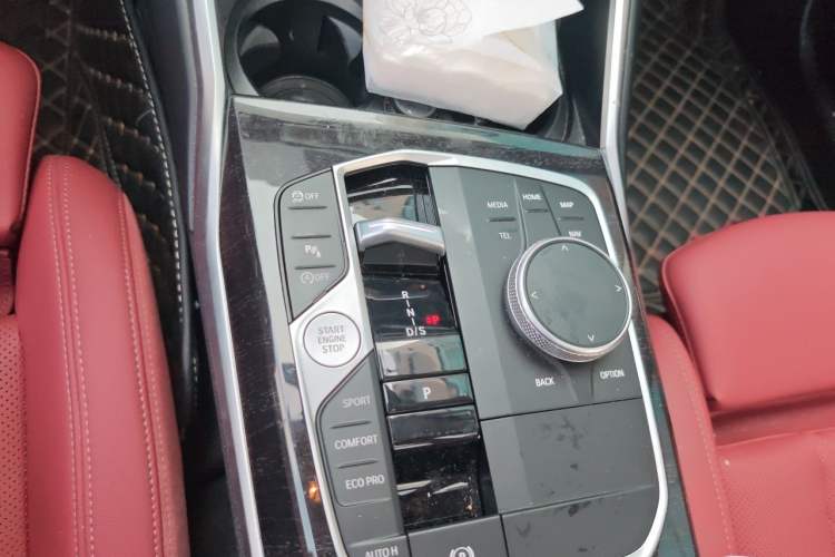 Used BMW 3 Series 2024 325Li M Sport Package Gear Lever