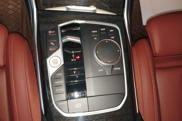 Used BMW 3 Series 2024 325Li M Sport Package Gear Lever