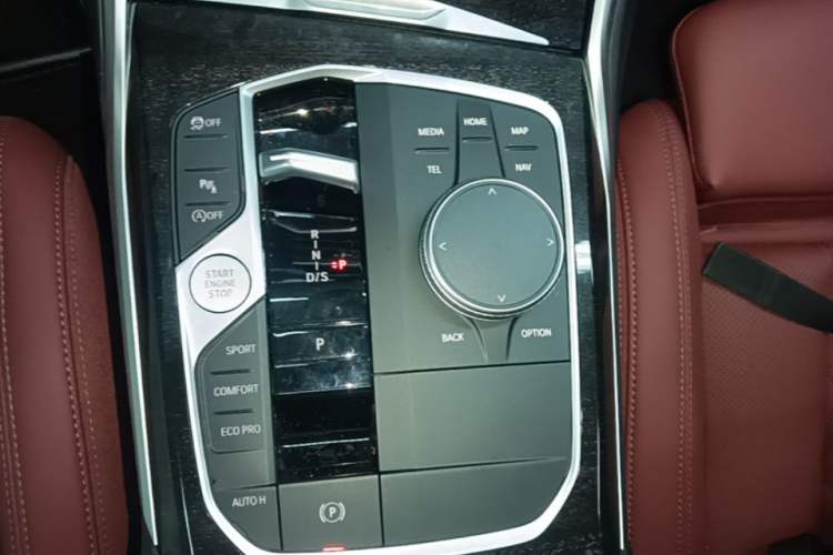 Used BMW 3 Series 2024 325Li M Sport Package Gear Lever