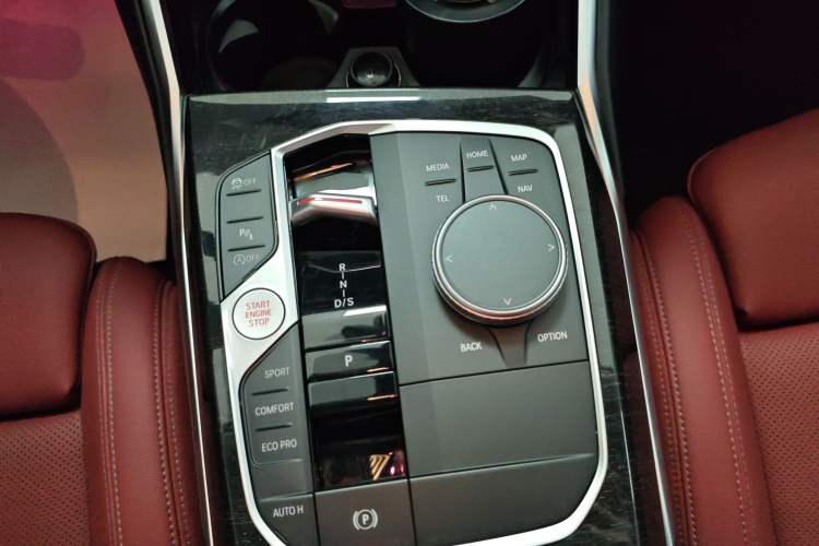 Used BMW 3 Series 2024 325Li M Sport Package Gear Lever