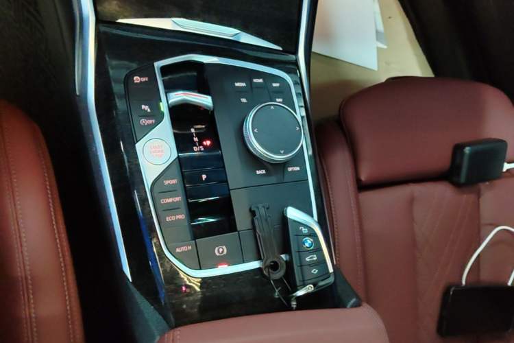 Used BMW 3 Series 2024 325Li M Sport Package Gear Lever