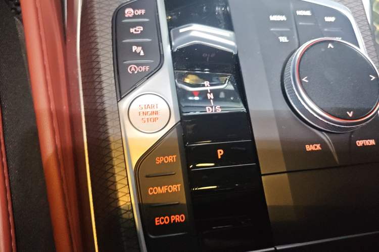 Used BMW 3 Series 2024 325Li M Sport Night Edition Package Gear Lever