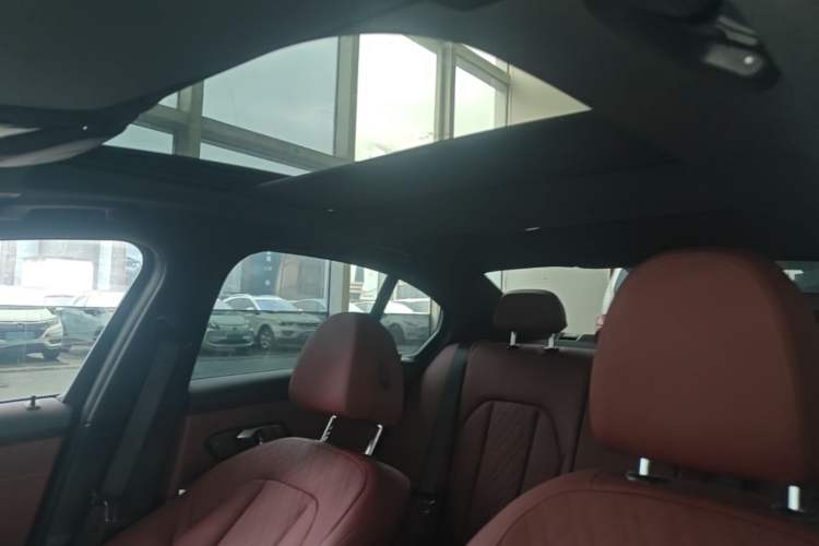 Used BMW 3 Series 2024 330i M Sport Night Edition Package Headliner