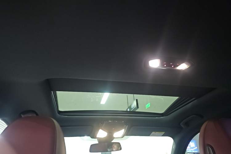Used BMW 3 Series 2024 325i M Sport Night Edition Package Headliner