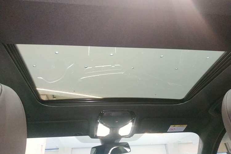 Used BMW 3 Series 2024 325i M Sport Night Edition Package Headliner
