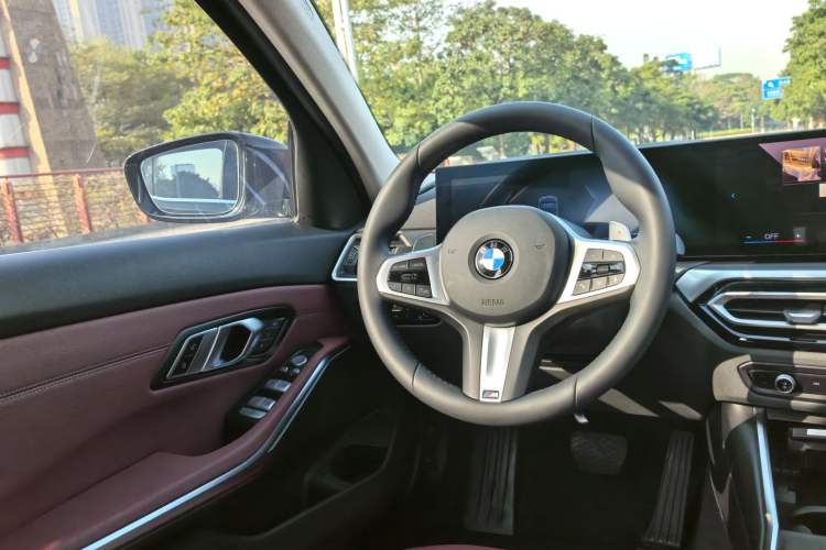 Used BMW 3 Series 2024 325i M Sport Package Interior 1