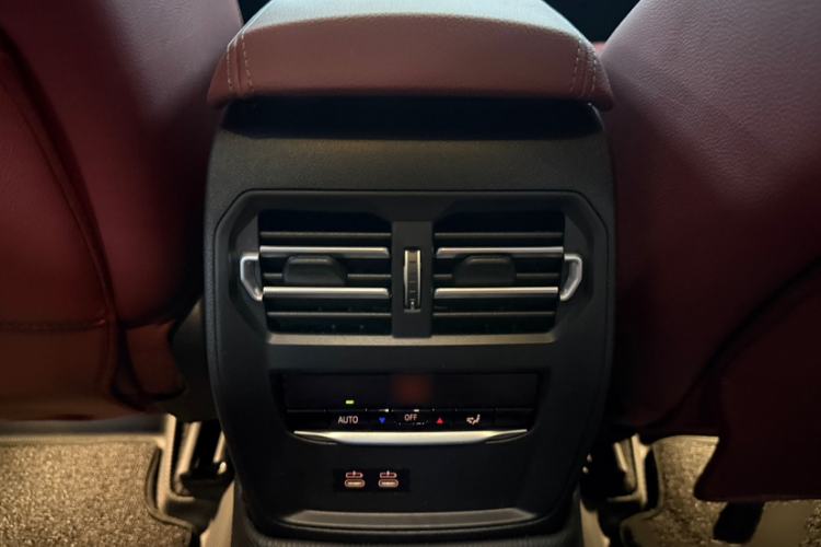 Used BMW 3 Series 2024 325i M Sport Package Interior 3