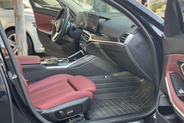 Used BMW 3 Series 2024 325Li M Sport Package Interior 3
