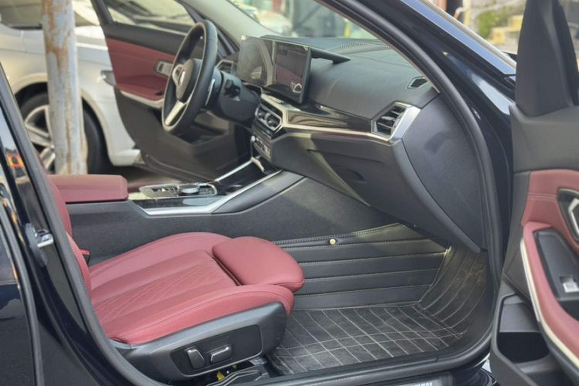 Used BMW 3 Series 2024 325Li M Sport Package Interior 3