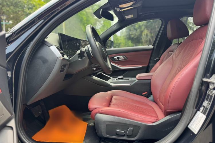 Used BMW 3 Series 2024 325i M Sport Night Edition Package Interior 3