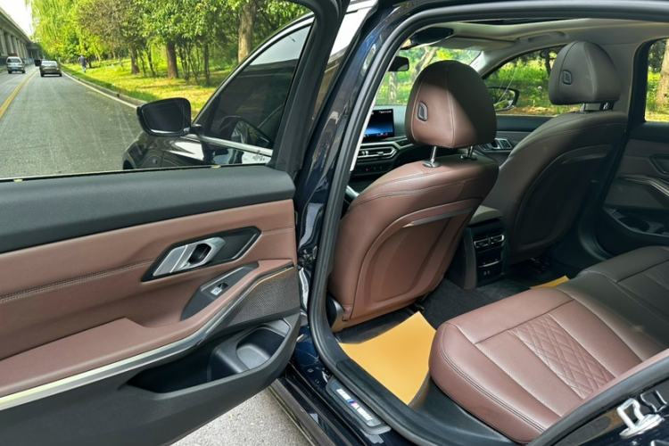 Used BMW 3 Series 2024 325Li M Sport Package Interior 3