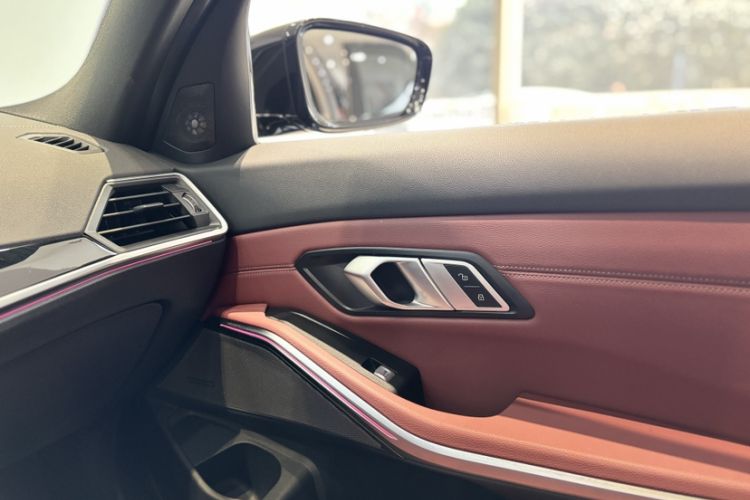 Used BMW 3 Series 2024 325i M Sport Night Edition Package Interior 3