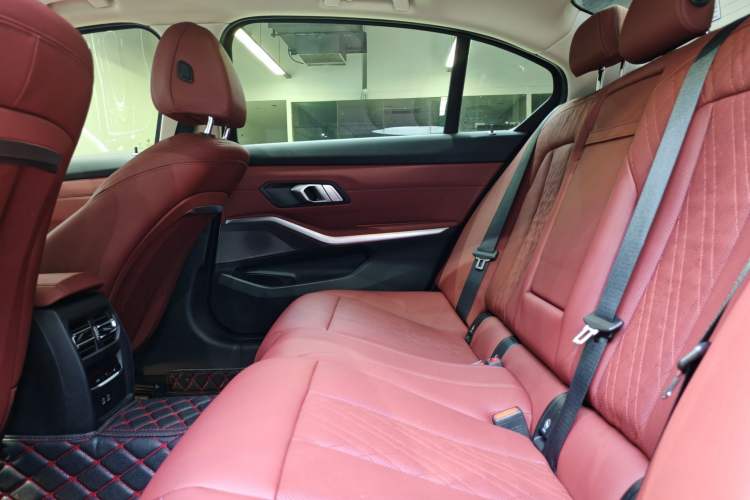 Used BMW 3 Series 2024 320Li M Sport Package Interior 3